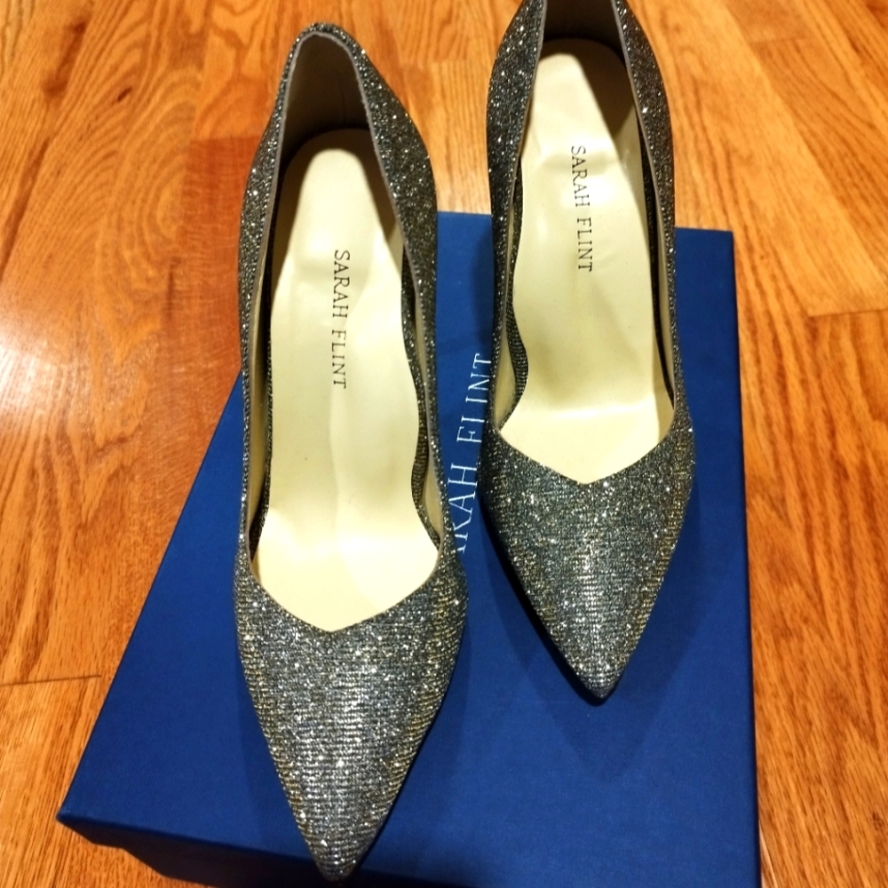 Sarah Flinr Perfect Pump 100 In Silver Or Gunmetal Lame